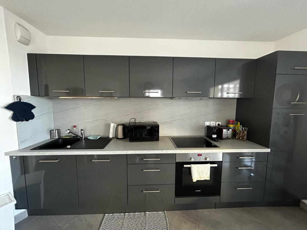Appartement Cosy - Port Marianne - Garage Sous Sol Montpellier Bagian luar foto